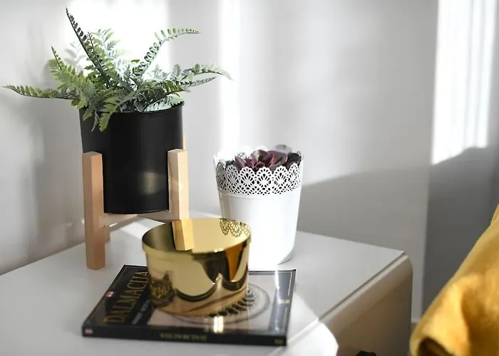 Family Manuela Задар