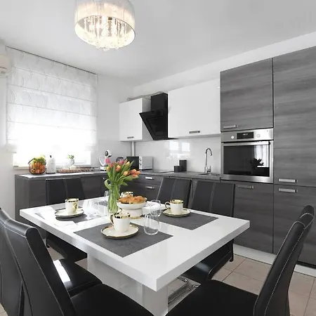 Family Manuela Lägenhet *