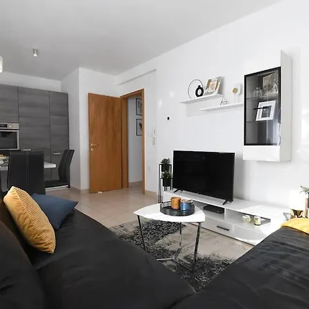 Family Manuela Lägenhet Zadar