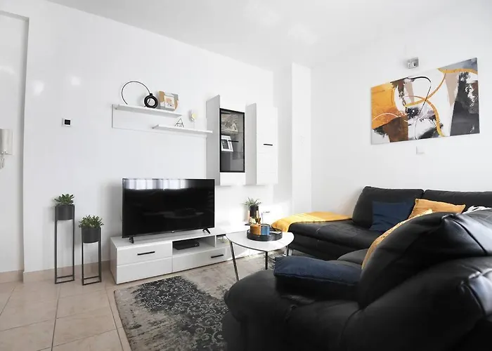 Family Manuela Apartman Zadar