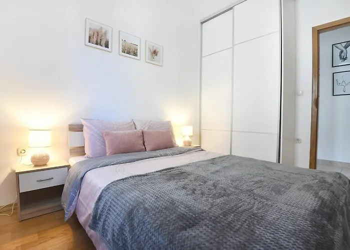 Family Manuela Apartman Zadar